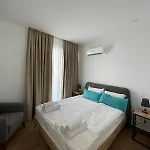 דירה The Country Club & Akanthou