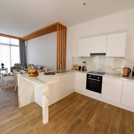 The Country Club & Apartman Akanthú