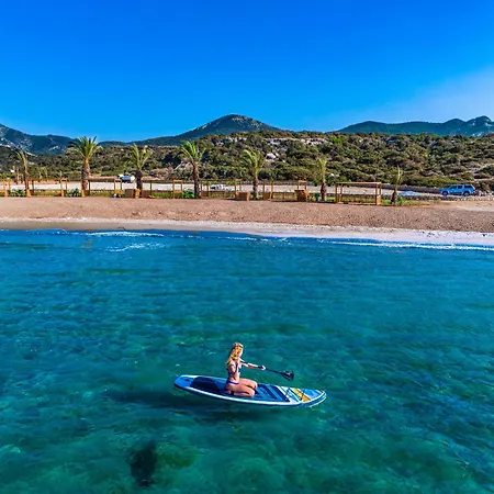 The Country Club & 아파트